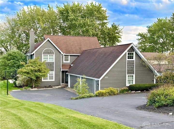 1405 Chickasaw Drive  London OH 43140 photo