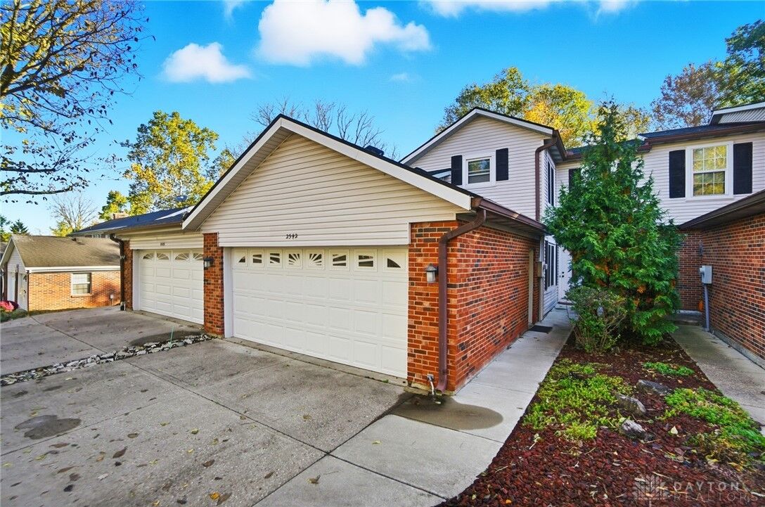 Property Photo:  2542 Valais Court  OH 45458 
