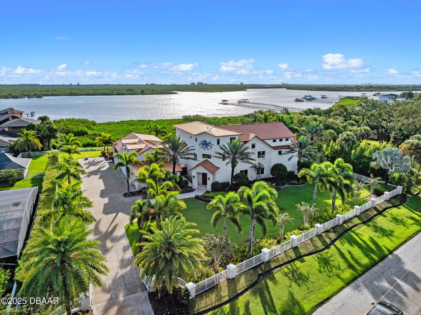 Property Photo:  1511 S Riverside Drive  FL 32168 