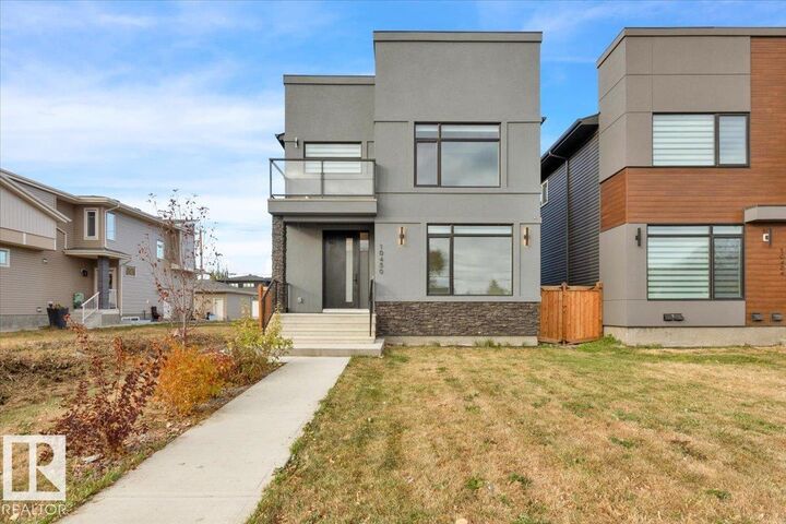 Property Photo:  10450 142 Street NW  AB T5N 2P2 