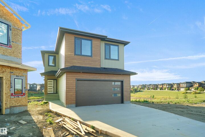 11 Trill Point(E)  Spruce Grove AB T7X 4E2 photo