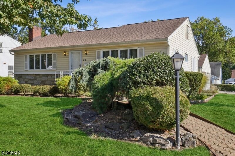 Property Photo:  29 Crestmont Rd  NJ 07052