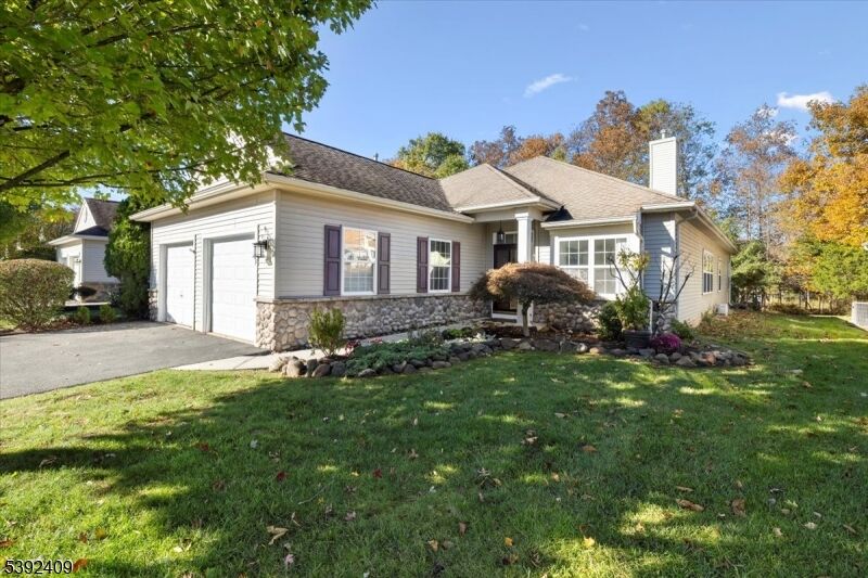 Property Photo: 29 Daulton Dr NJ 08873