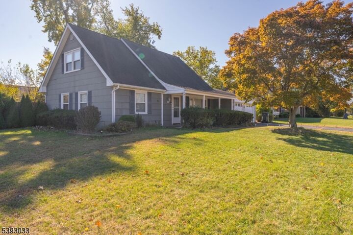 Property Photo:  15 Tripplet Rd  NJ 08873