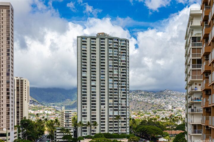 Property Photo: 134 Kapahulu Avenue 920 HI 96815