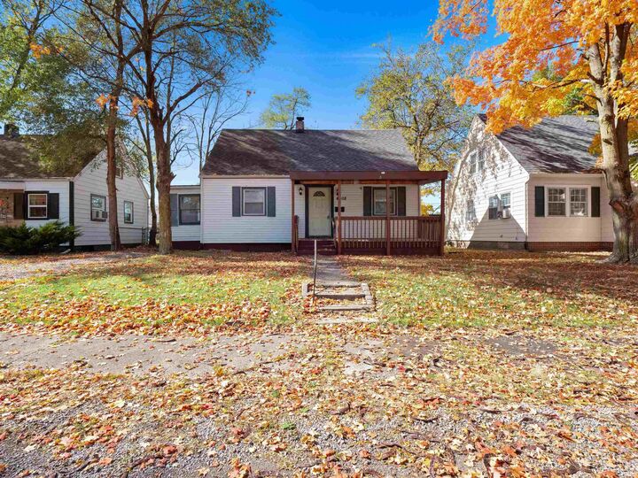 Property Photo:  4408 Avondale Drive  IN 46806 