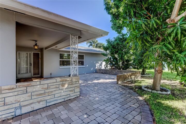 Property Photo:  14233 102nd Avenue  FL 33774