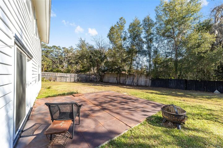 Property Photo:  1829 SE 6th Avenue  FL 34471 