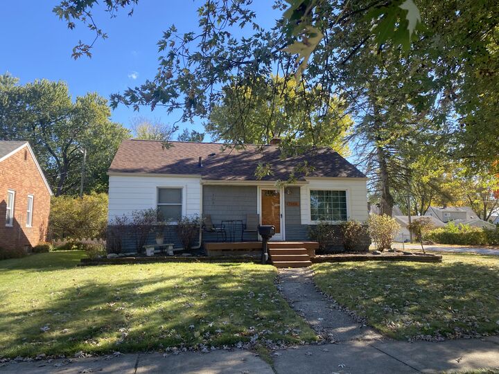 Property Photo: 17606 Norborne MI 48240
