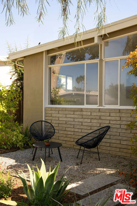 Property Photo: 6006 Babbitt Avenue CA 91316