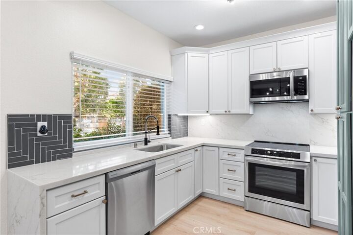 Property Photo:  13 Silvertide Drive  CA 92629 