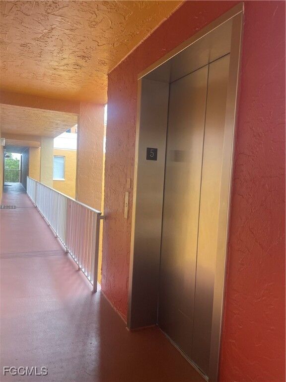 Property Photo:  2366 E Mall Drive 521  FL 33901