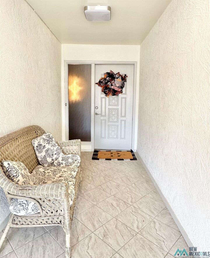 Property Photo:  1711 Live Oak Place  NM 88220