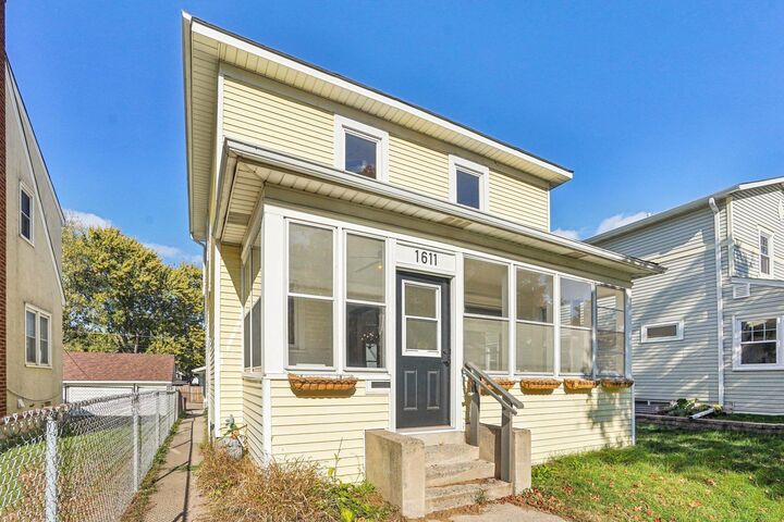 Property Photo: 1611 Edmund Avenue MN 55104