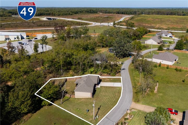 Property Photo:  20 Dugan Circle  AR 72715 