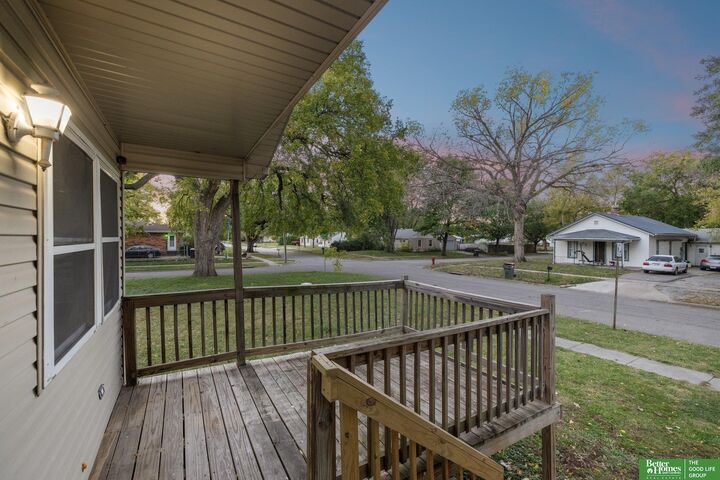 Property Photo: 3909 Madison Avenue NE 68504