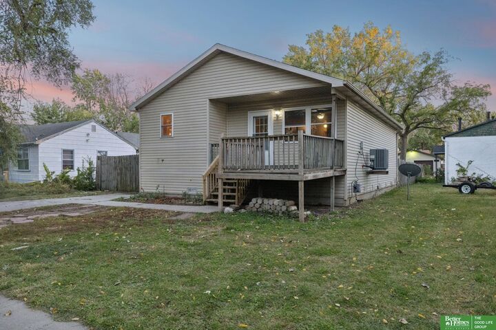 Property Photo: 3909 Madison Avenue NE 68504