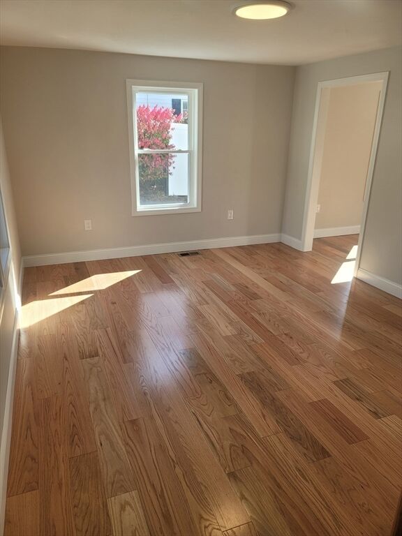 Property Photo: 98 Uncatena Ave. L MA 01606