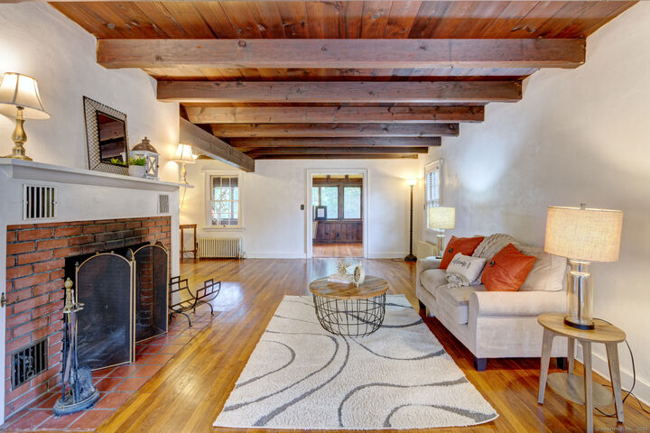 Property Photo:  674 Middle Turnpike  CT 06268 