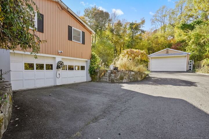 Property Photo:  34 Merrimac Drive  CT 06611