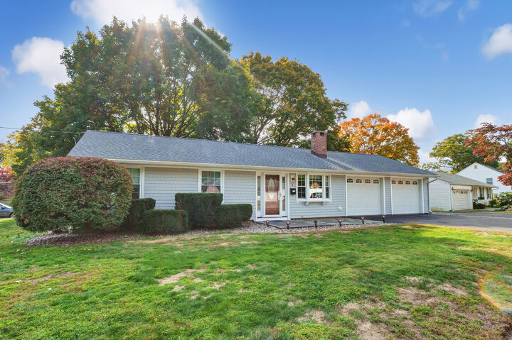 6 Spindrift Lane  Milford CT 06460 photo