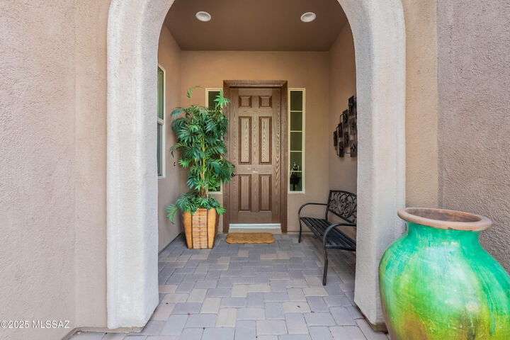 Property Photo: 365 W Red Ribbon Lane AZ 85755