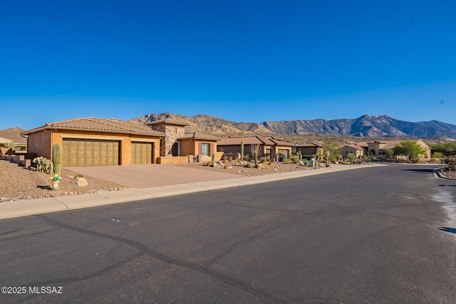 Property Photo: 36531 S Ventana Place AZ 85739