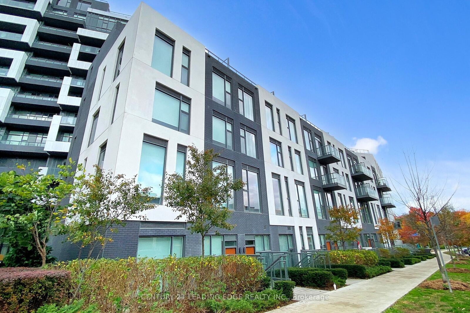 Property Photo:  25 Adra Grado Way 115  ON M2J 0H6 
