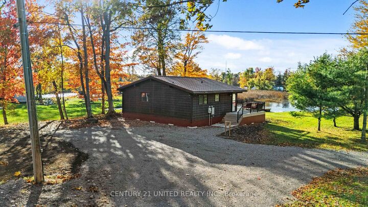 Property Photo:  17 Rollie'S Bay Road E  ON K0L 1R0