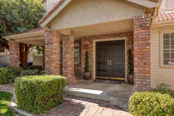 Property Photo: 2705 Lake Front Court CA 95355