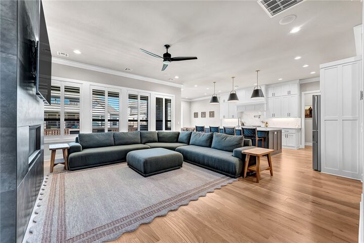 Property Photo: 4202 S 87th Place AR 72713