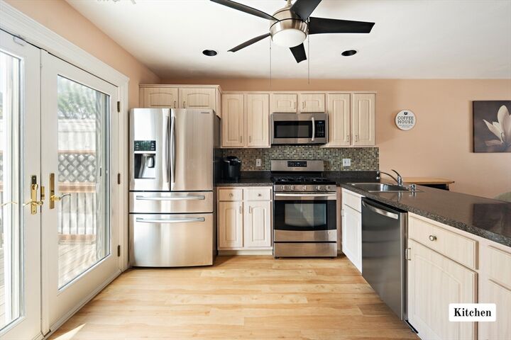 Property Photo:  580 Bennington St 580  MA 02128 