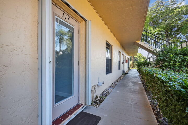 Property Photo:  275 Gate Road 117  FL 33024