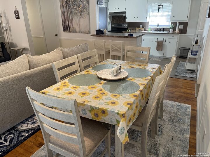 Property Photo: 113 Creekview TX 78133