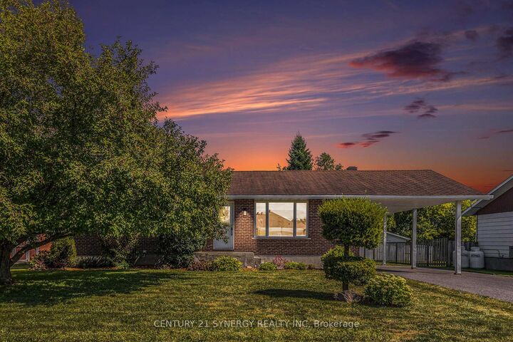 Property Photo:  120 Caledonia Road  ON K0C 2B0 