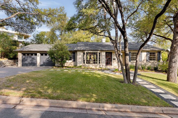 Property Photo:  2700 Rockingham Drive  TX 78704 