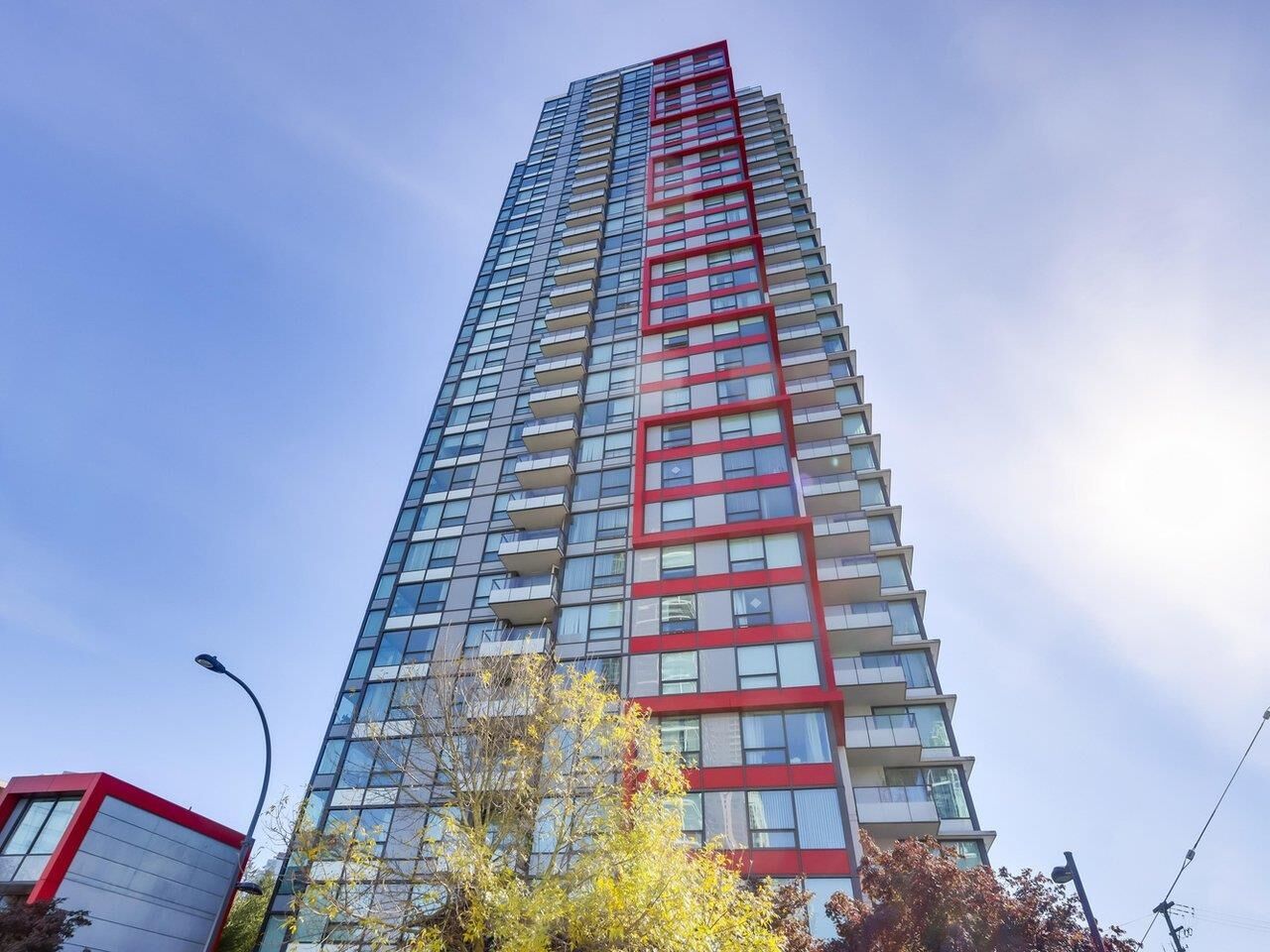 Property Photo:  6658 Dow Avenue 802  BC V5H 0C7