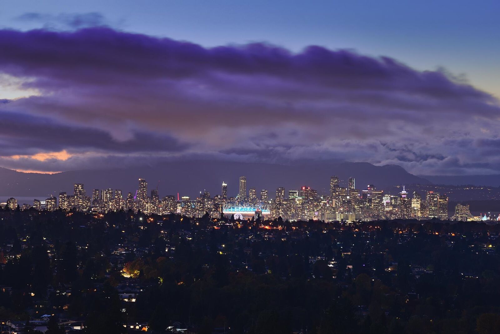 Photo de la propriété:  7088 Salisbury Avenue 3102  BC V5E 0A4