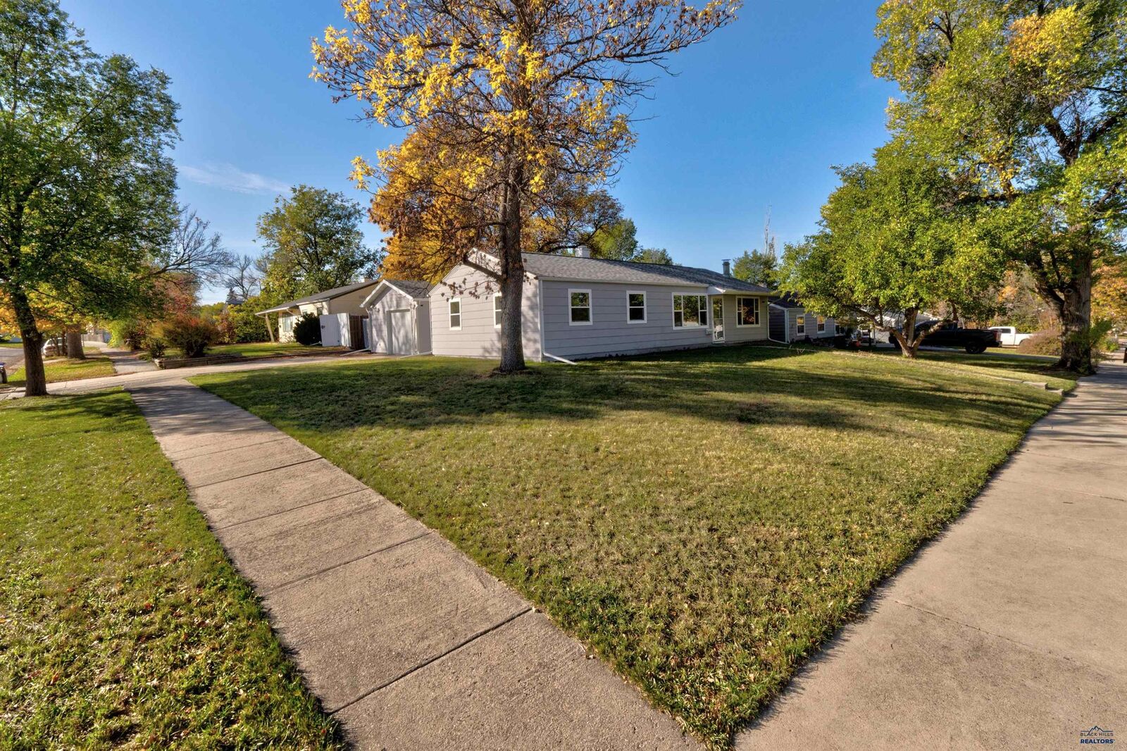 Property Photo:  821 E Ohio  SD 57701 