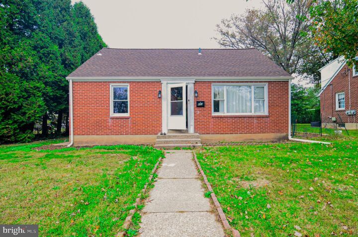Property Photo:  833 W 4 Th Street  PA 19446