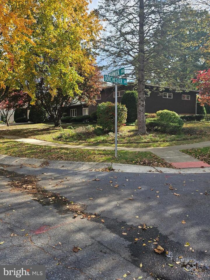 Property Photo:  317 Warwick Drive  PA 19610