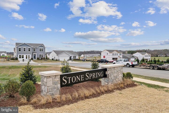 Property Photo: 73 Empire Road WV 25414