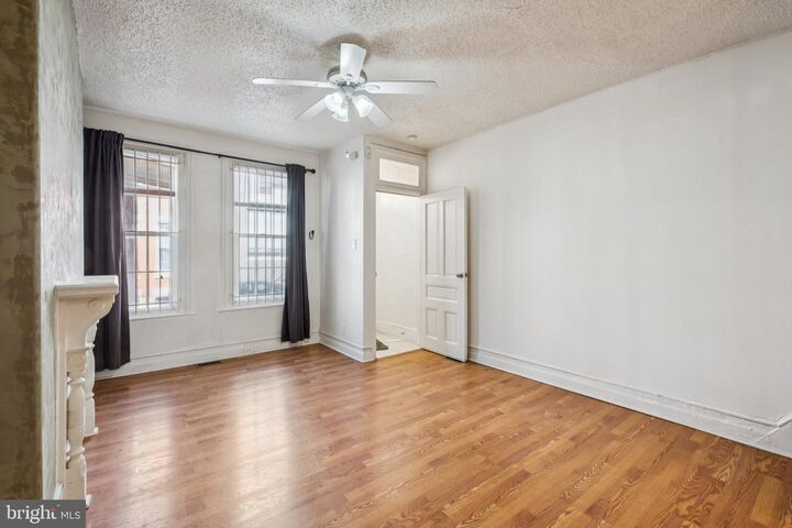 Property Photo:  930 French Street  PA 19122