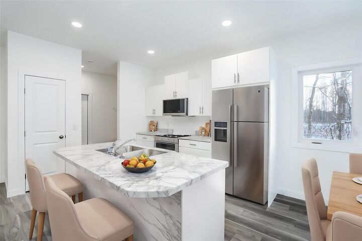 Property Photo:  3 12 Road North  MB R0A 1P0 