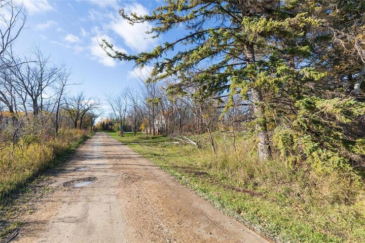 Property Photo:  44150 Mun 30E Road  MB R0A 0X0