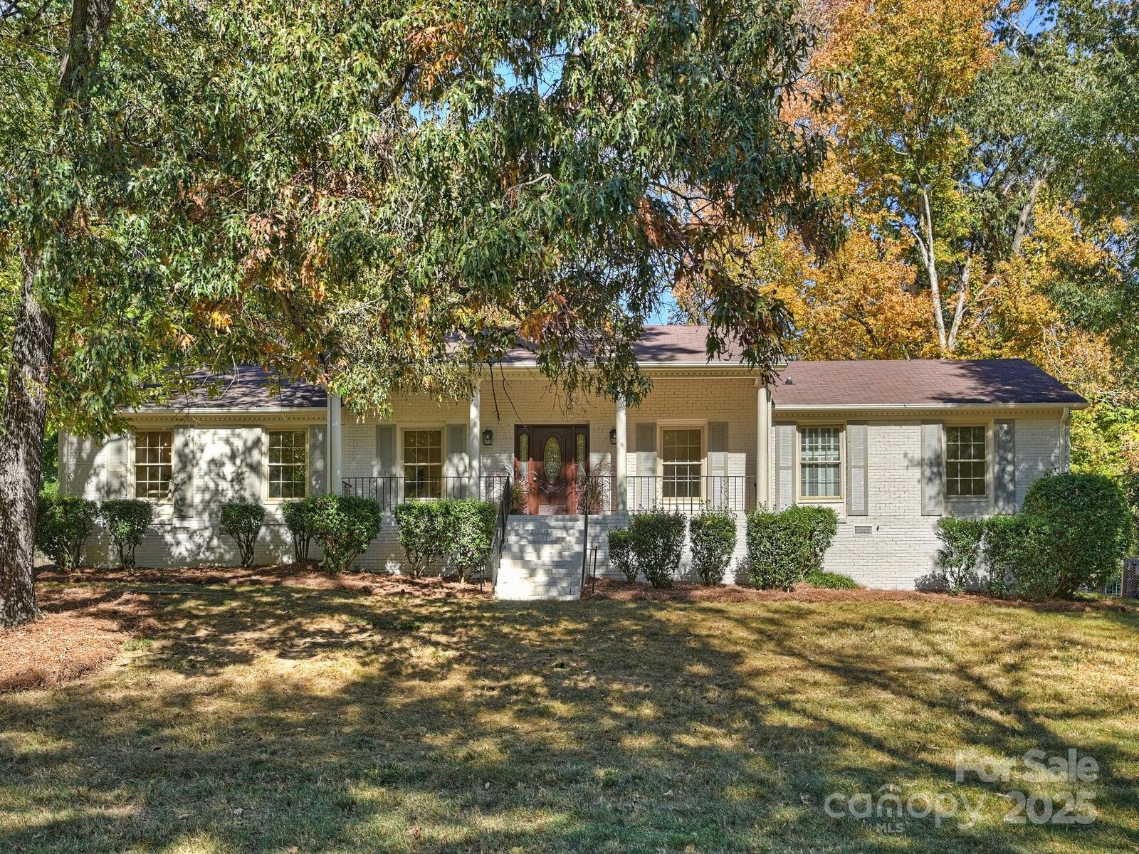 Property Photo:  5129 Red Cedar Lane  NC 28226 