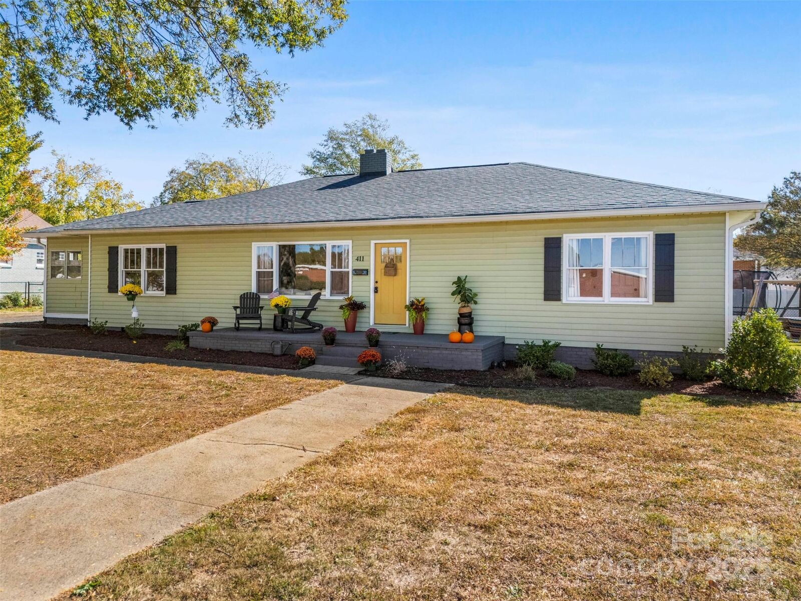 Property Photo:  411 S Battleground Avenue  NC 28086 
