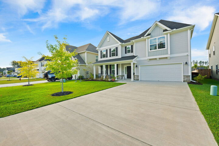 Property Photo: 589 Dunswell Drive SC 29486