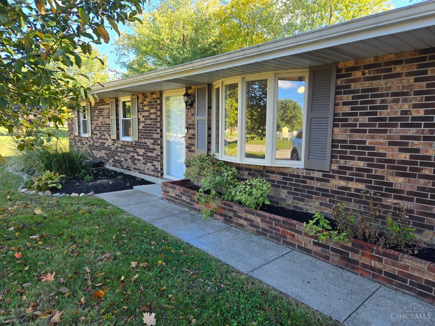 Property Photo:  6238 Jayfield Drive  OH 45011