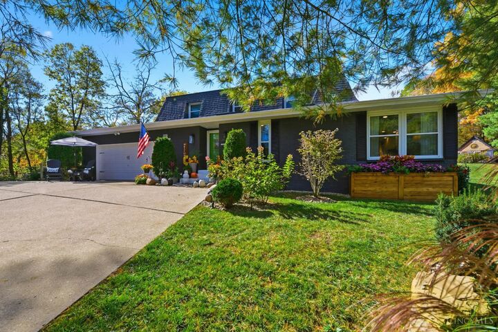 10009 Spiritridge Lane  Cincinnati OH 45252 photo